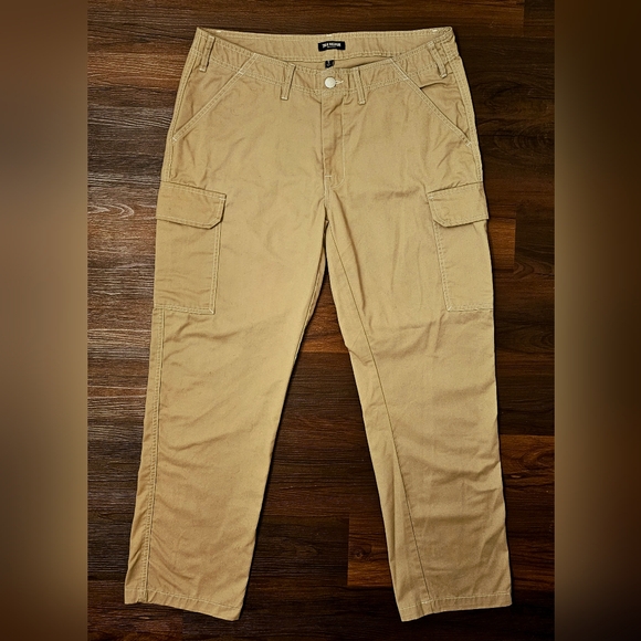 True Religion Men's Travertine Khaki Cargo Pants Size 38x32 - Picture 1 of 14
